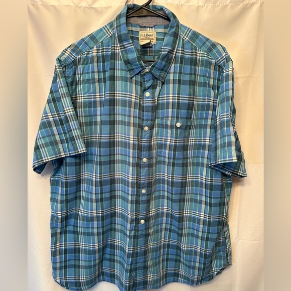 L.L Bean Slightly Fitted Men’s Short Sleeve Blue Plaid 100% Cotton Shirt Size XL - Picture 1 of 7